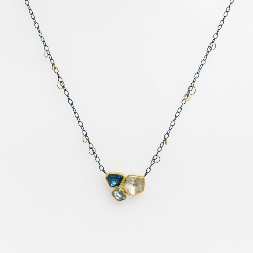 Εξαιρετικό κολιέ με aquamarine, blue topaz & quartz