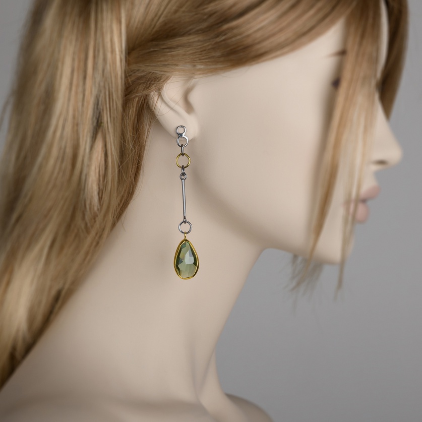 Long earrings with green amethyst in silver & gold