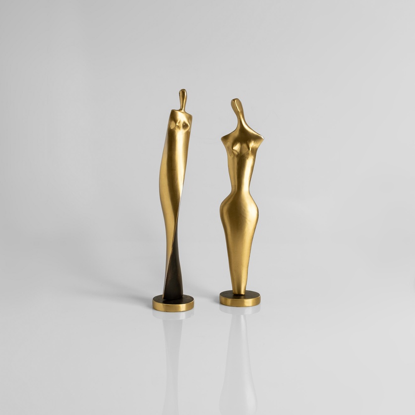 Ορειχάλκινο γλυπτό γυναίκας