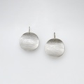 Timeless round earrings in silver