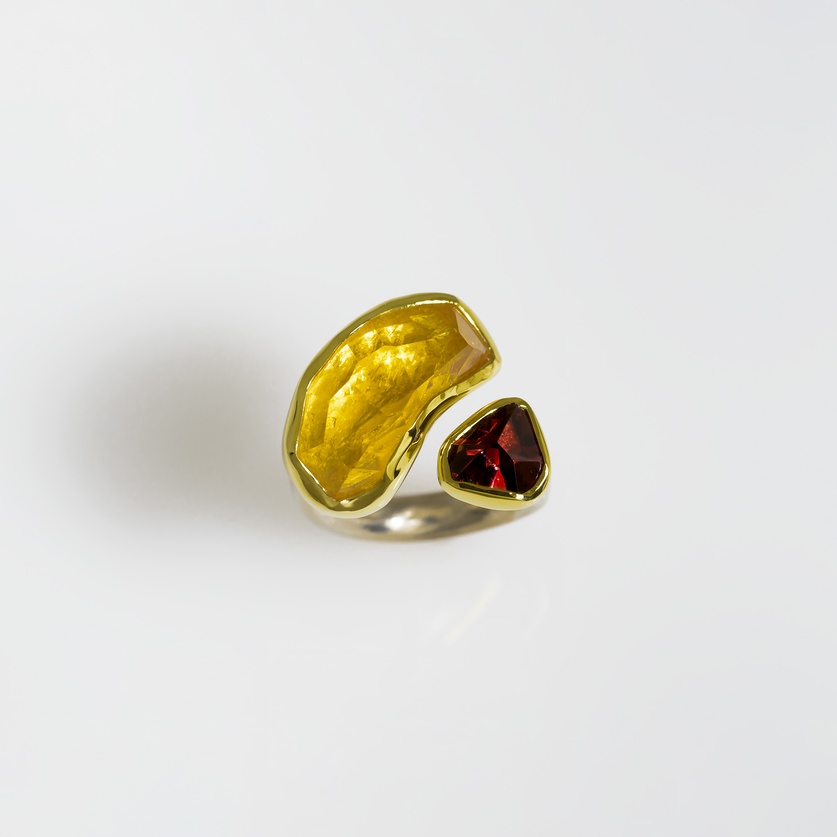 Sublime ring with citrine and garnet