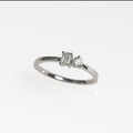 Beautiful White Gold Engagement Ring with Emerald-Cut & Brilliant-Cut Diamond