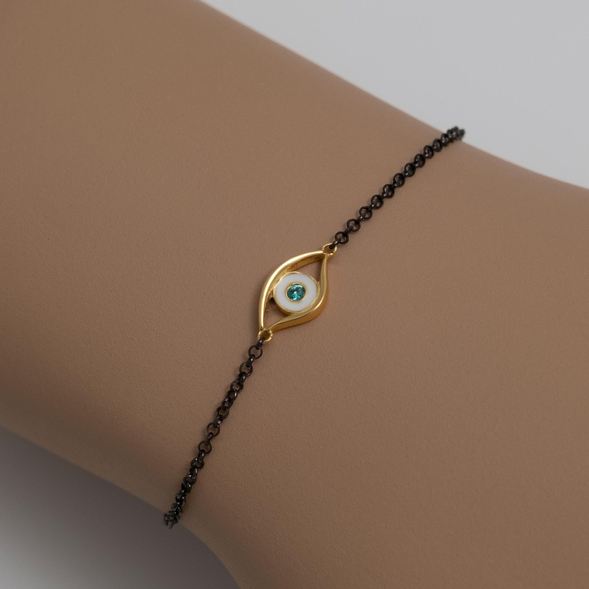 Bracelet “eye” with emerald