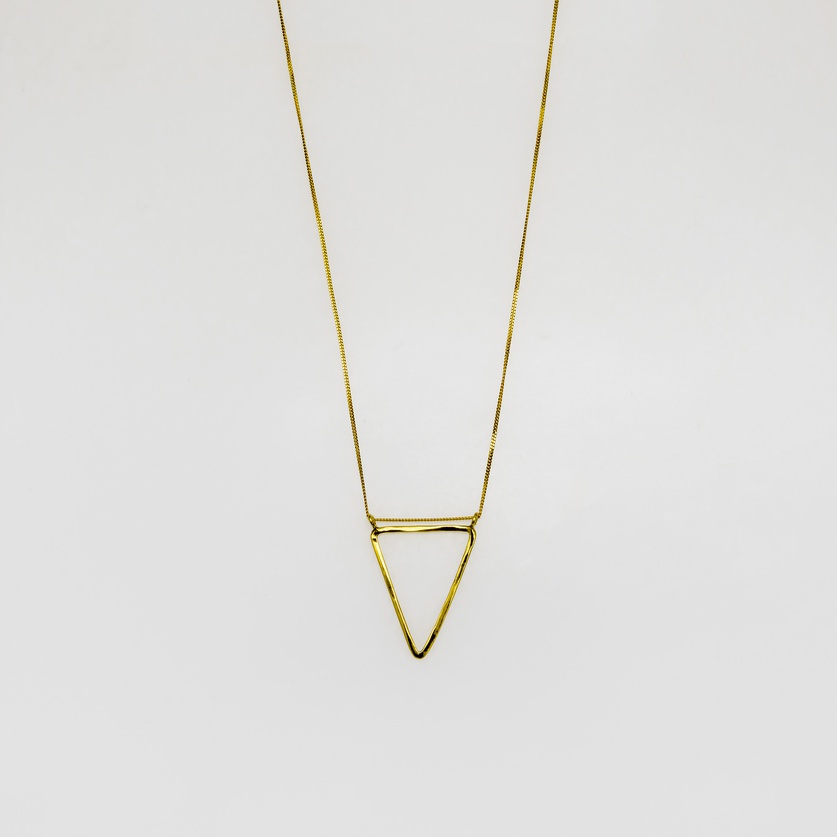 Modern style triangular necklace in K14 gold
