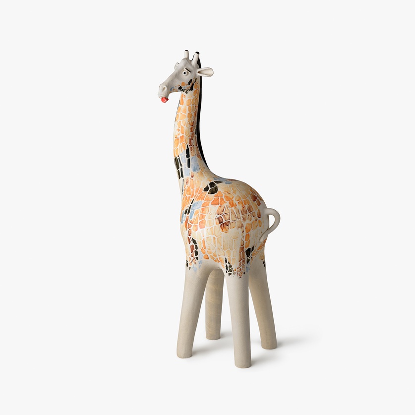 Amazing ceramic giraffe