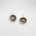 Flower-shaped silver earrings with gold inlay