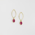 Elegant drop earrings in gold and ruby doublet stone