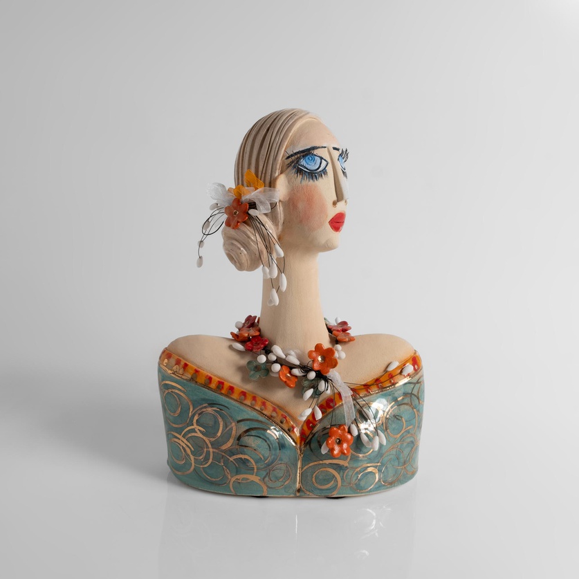 Classy ceramic bust