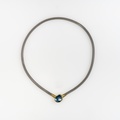 Εξαιρετικό κολιέ με μπλε topaz & πλεκτό ατσάλινο κορδόνι