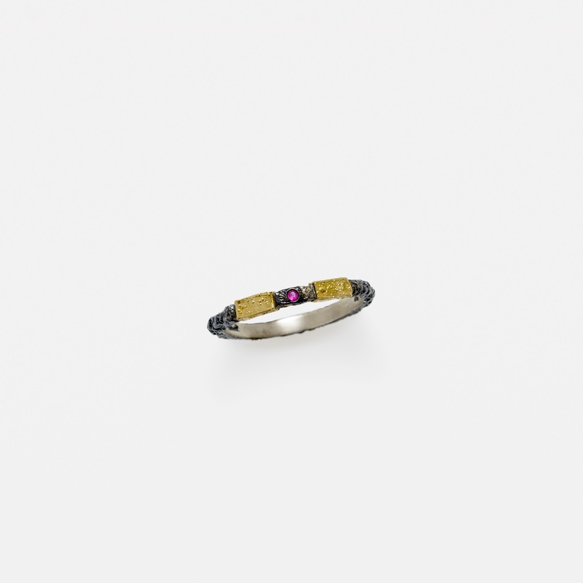 Distinctive silver ring of bold design with gold inlay & ruby