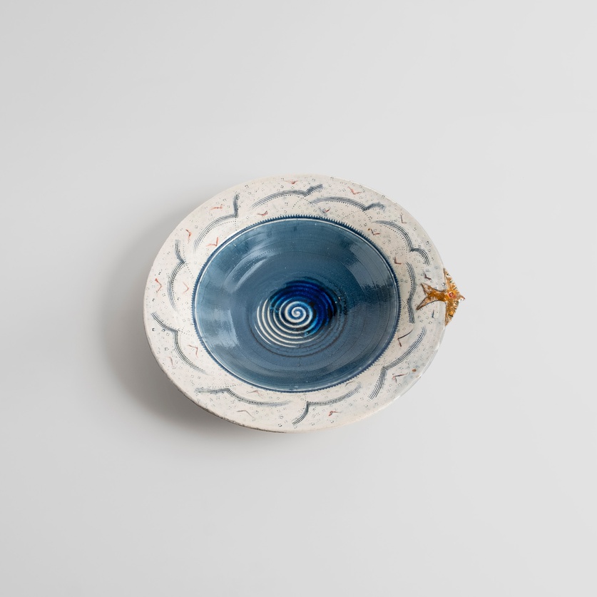 Μπλε κεραμική πιατέλα με πουλάκι