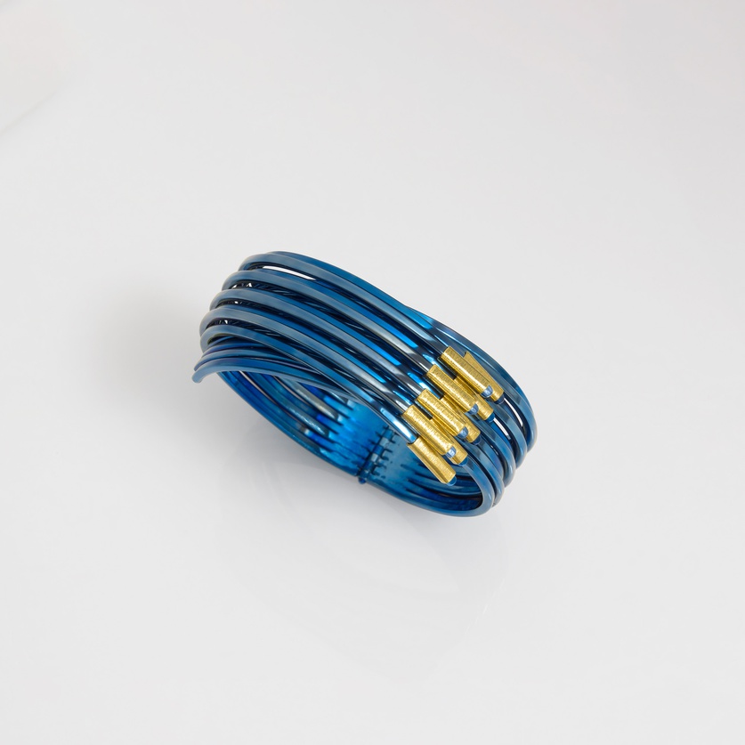 Majestic bracelet in blue titanium with gold
