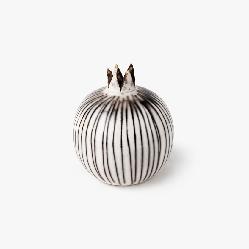 Ceramic pomegranate with stripes