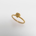 Beautiful gold ring with brown diamonds