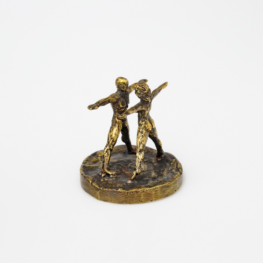 Couple facing each other, miniature