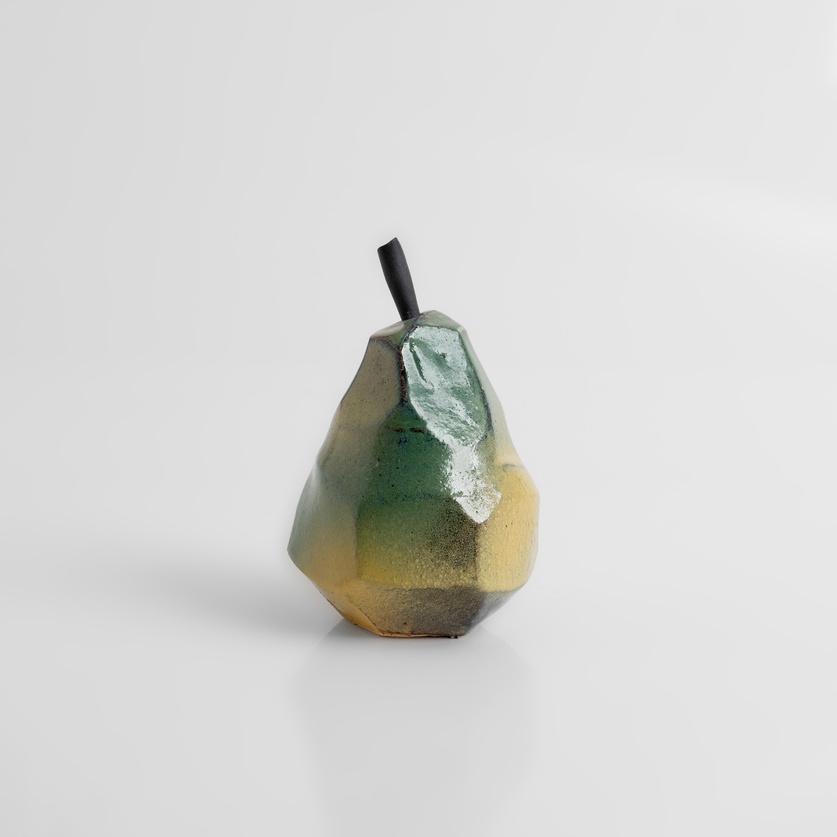 Shiny pear