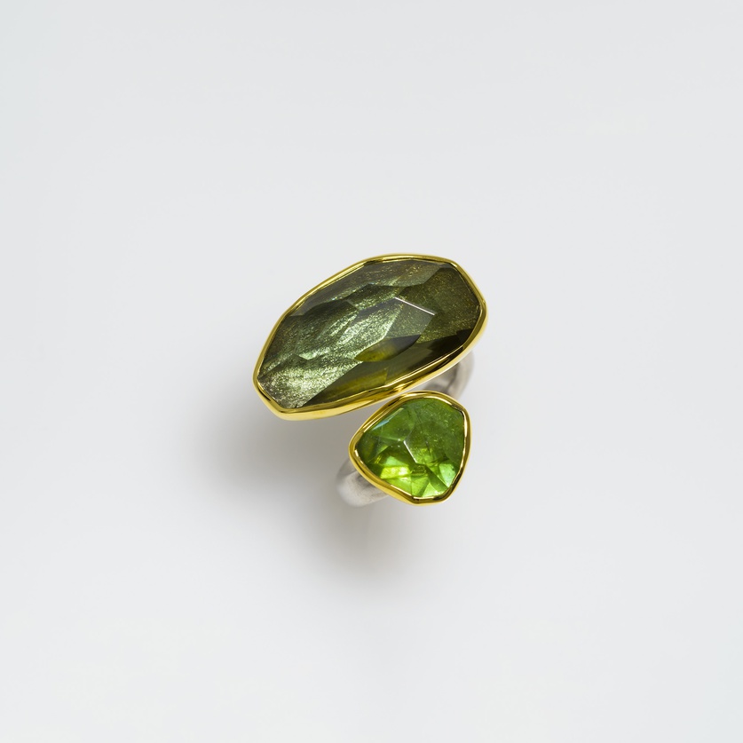 Modern green amethyst & peridot ring