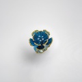 Magnificent flower-shaped titanium ring with diamonds