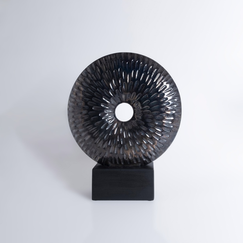 Majestic ceramic disc
