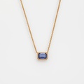 Pendant in pink gold with sapphire