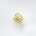Spiralling ring in K14 gold with three diamonds (medium size)